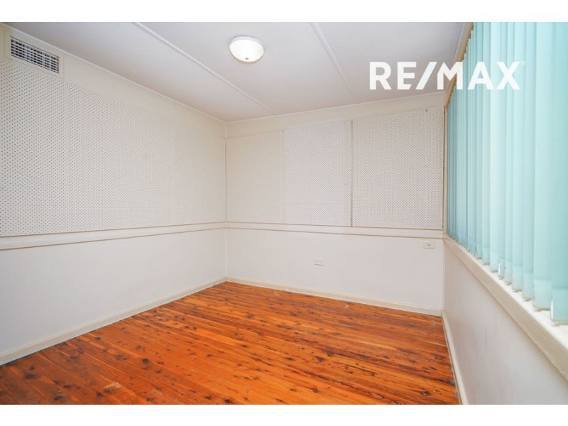 33 Mair Street, Turvey Park NSW 2650