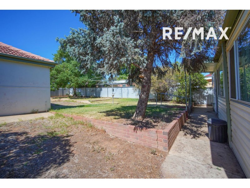 33 Mair Street, Turvey Park NSW 2650