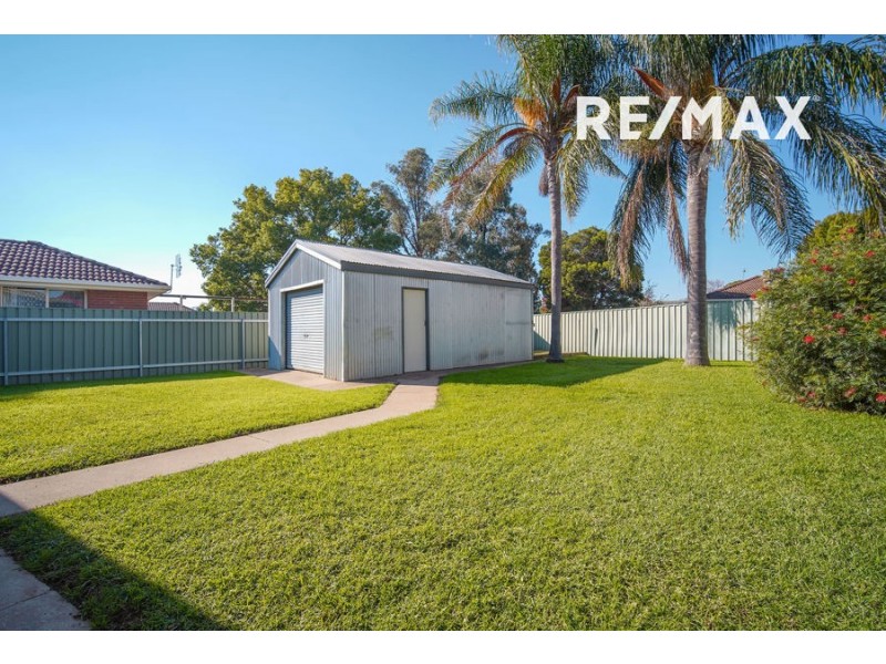 49 Adjin Street, Mount Austin NSW 2650