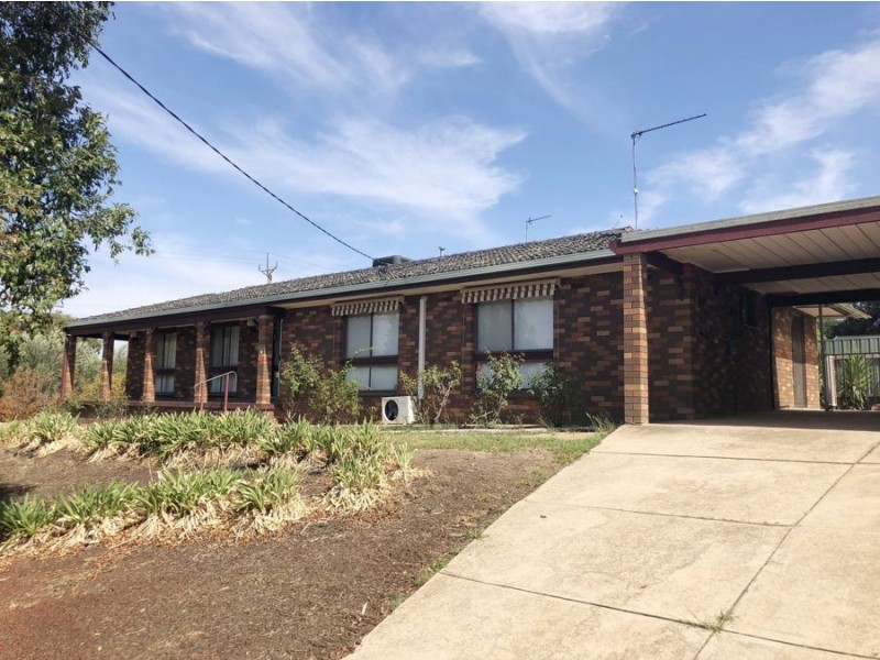 61 Red Hill Road, Kooringal NSW 2650