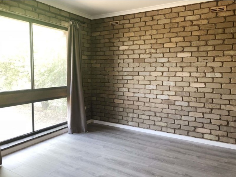 61 Red Hill Road, Kooringal NSW 2650