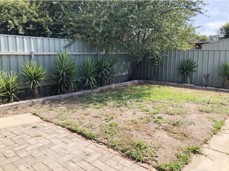 61 Red Hill Road, Kooringal NSW 2650