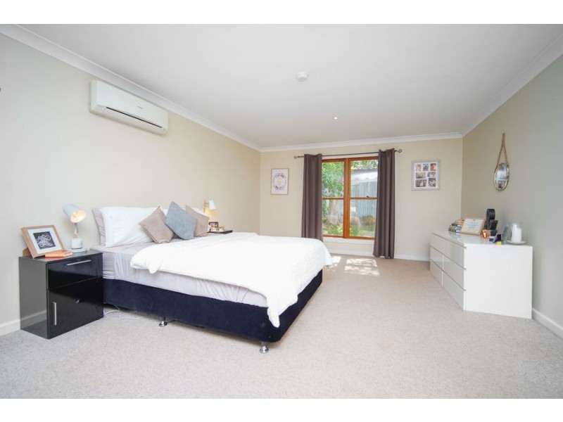 566 Kooringal Road, Kooringal NSW 2650