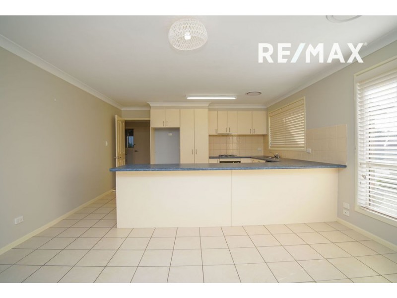 32 Fitzroy Street, Tatton NSW 2650