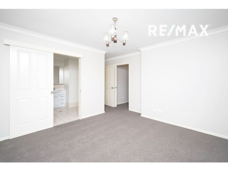 32 Fitzroy Street, Tatton NSW 2650