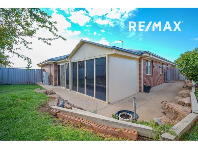 32 Fitzroy Street, Tatton NSW 2650