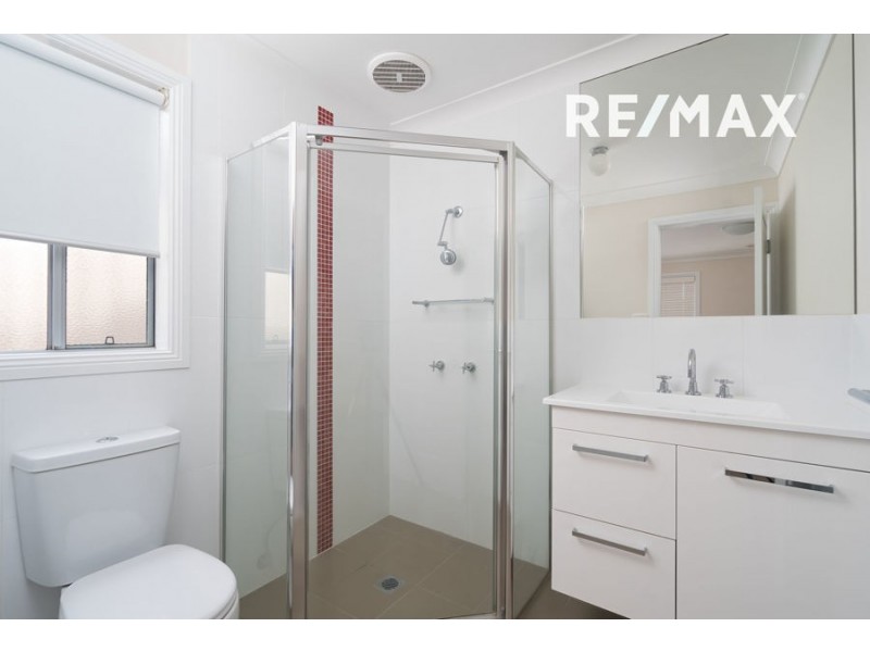 1 Barrington Street, Tatton NSW 2650