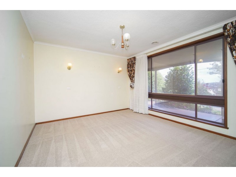 79 Simkin Crescent, Kooringal NSW 2650