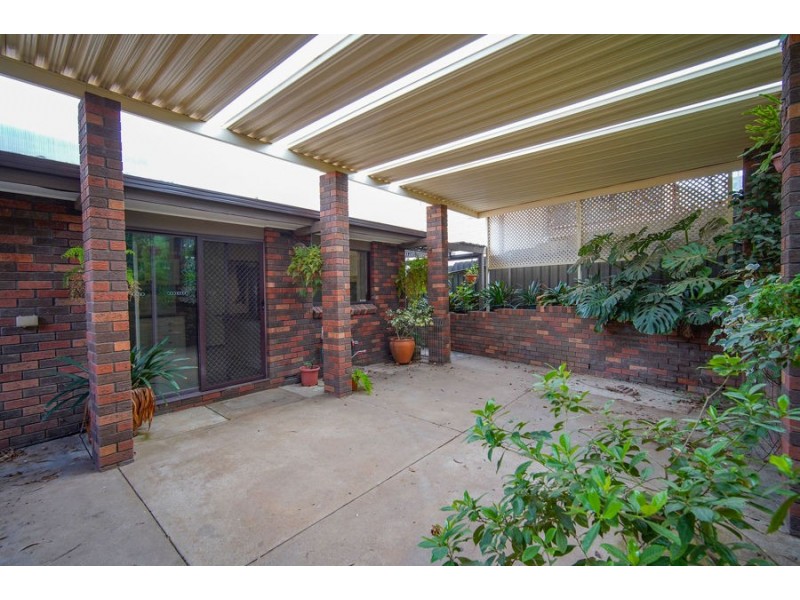 79 Simkin Crescent, Kooringal NSW 2650