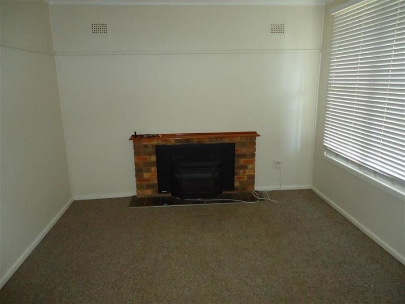 107 Mitchelmore Street, Turvey Park NSW 2650