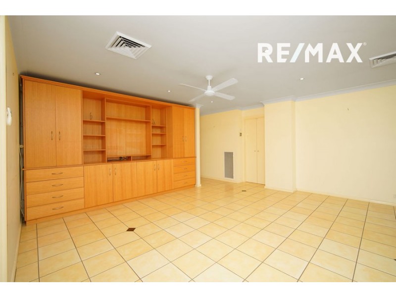 9 Amaroo Street, Kooringal NSW 2650