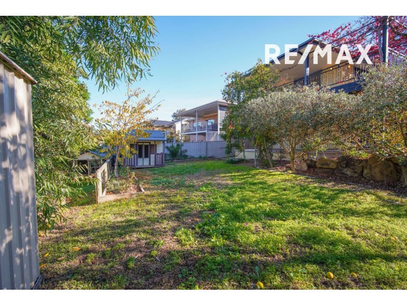 9 Amaroo Street, Kooringal NSW 2650