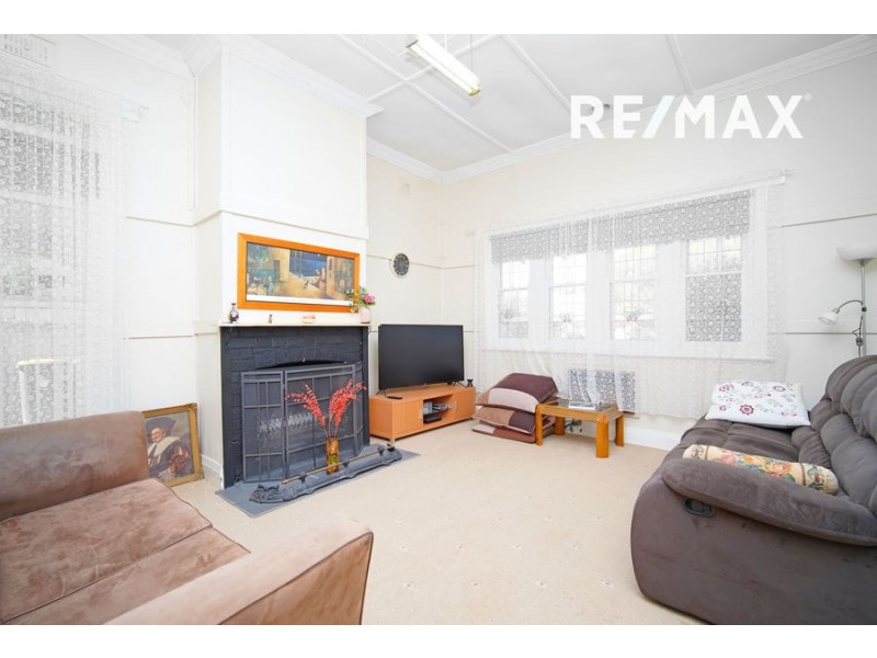 67 Hebden Street, Lockhart NSW 2656