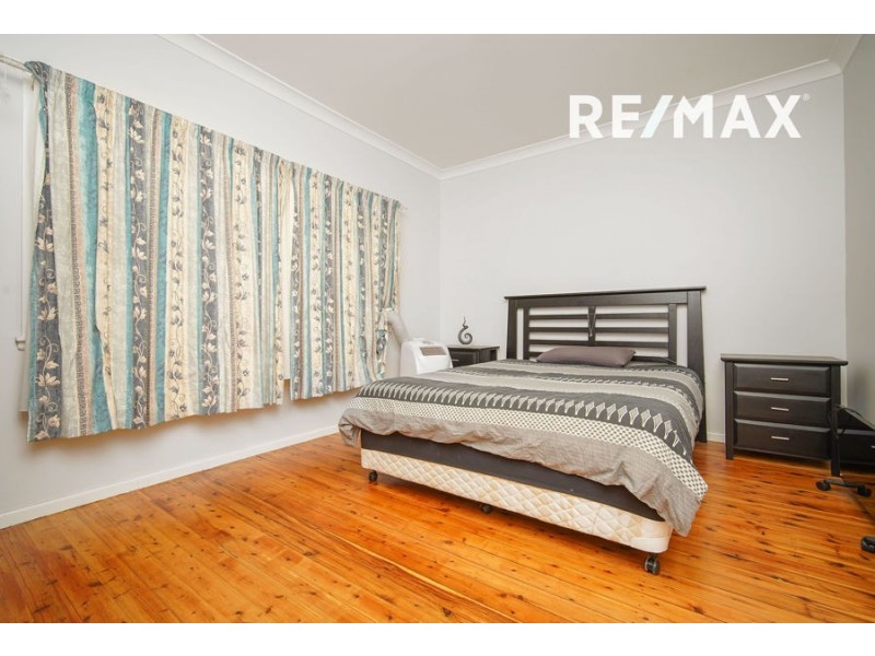 49 White Avenue, Kooringal NSW 2650