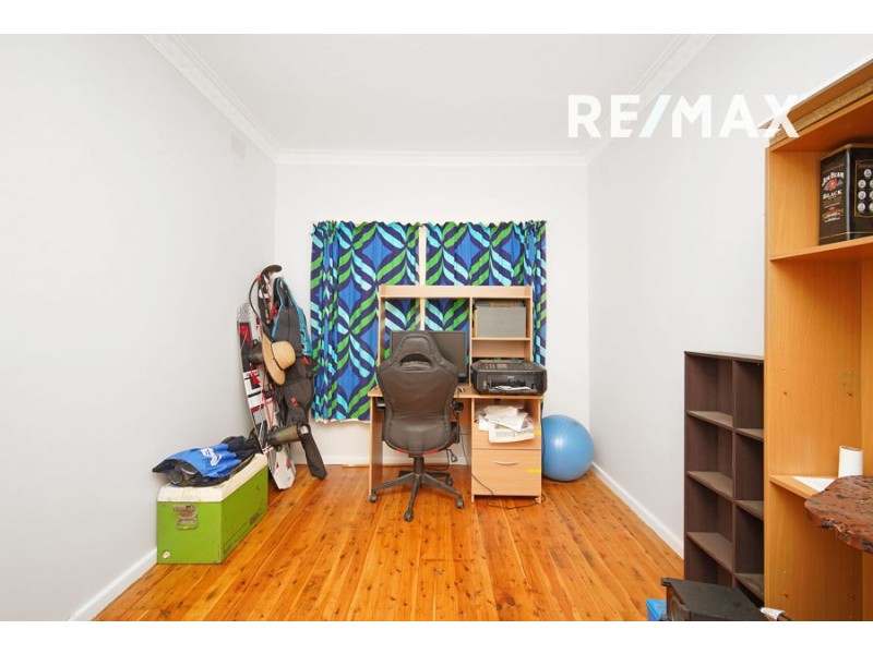 49 White Avenue, Kooringal NSW 2650