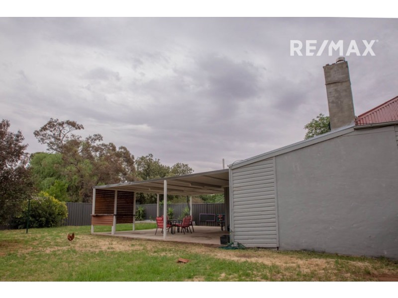 6 Hannah Street, Ganmain NSW 2702