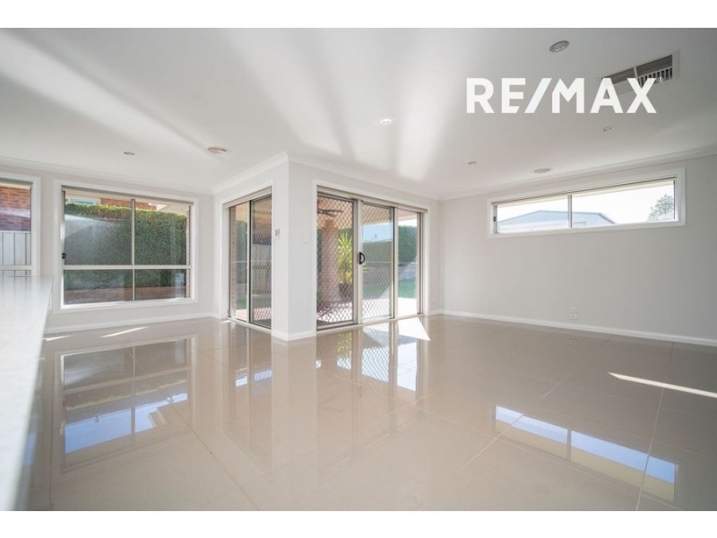 35 Rainbow Drive, Estella NSW 2650