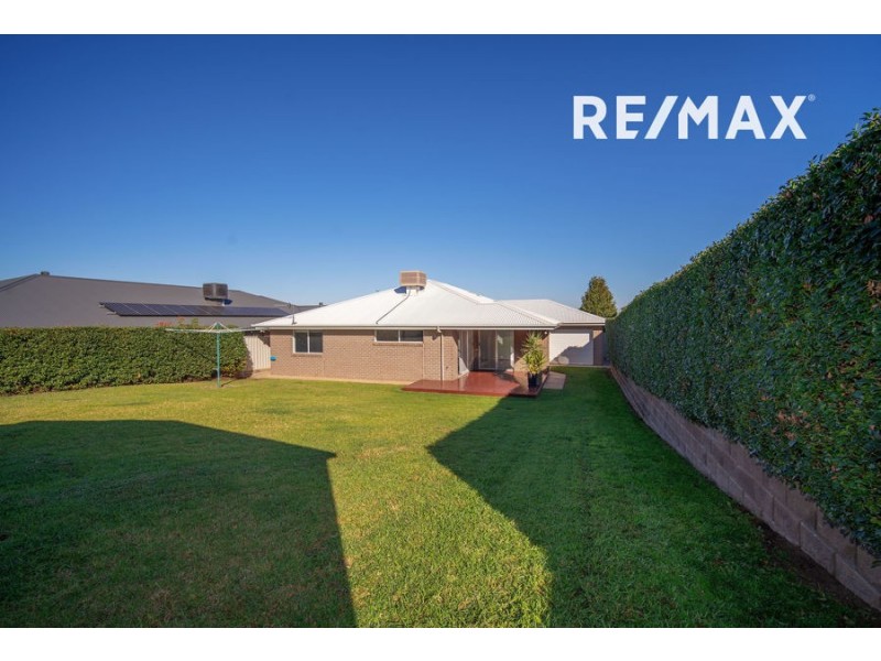 35 Rainbow Drive, Estella NSW 2650