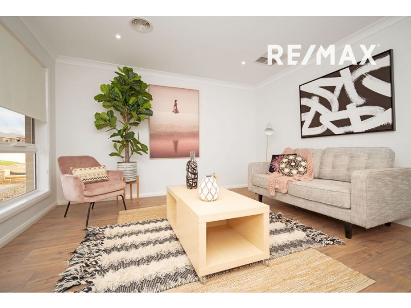 40 Paperbark Drive, Forest Hill NSW 2651