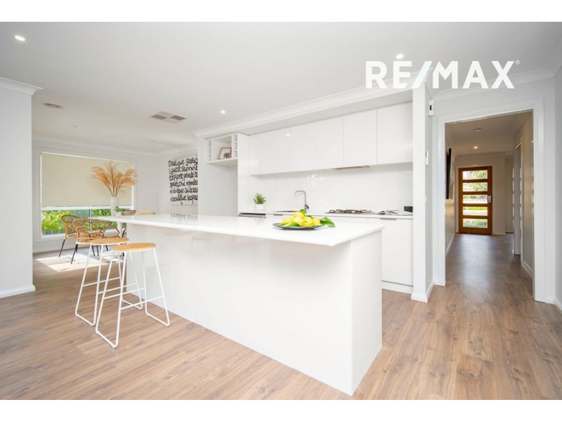 40 Paperbark Drive, Forest Hill NSW 2651