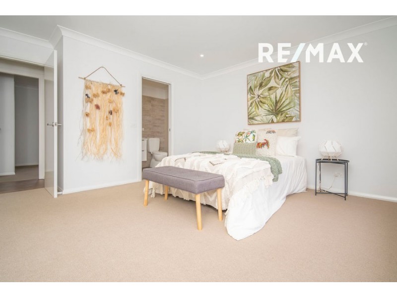 40 Paperbark Drive, Forest Hill NSW 2651