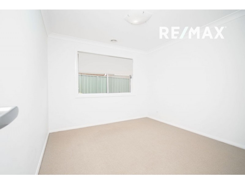 40 Paperbark Drive, Forest Hill NSW 2651