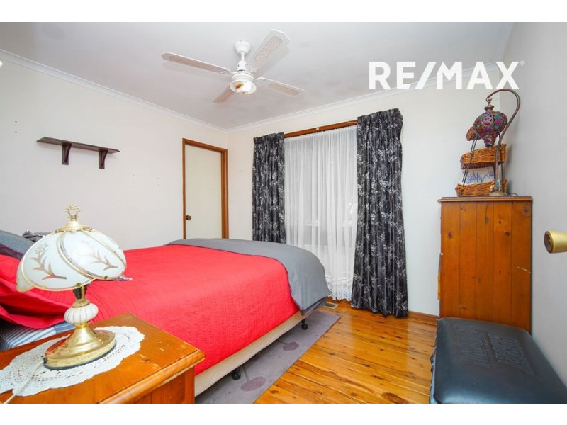 39 Waranga Avenue, Mount Austin NSW 2650
