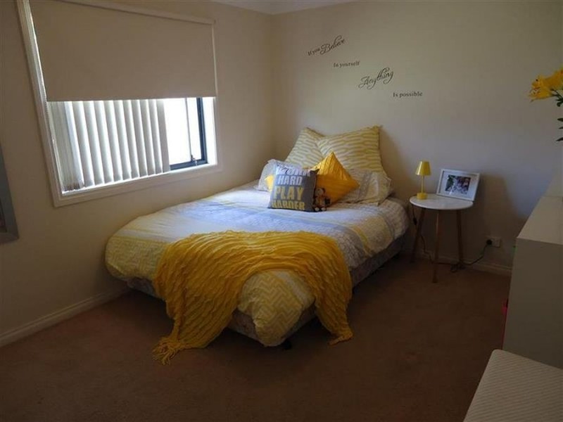 68 Jack Avenue, Mount Austin NSW 2650