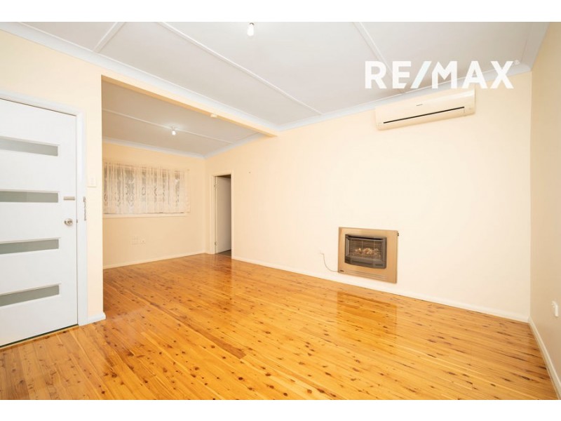 20 Elizabeth Street, North Wagga Wagga NSW 2650