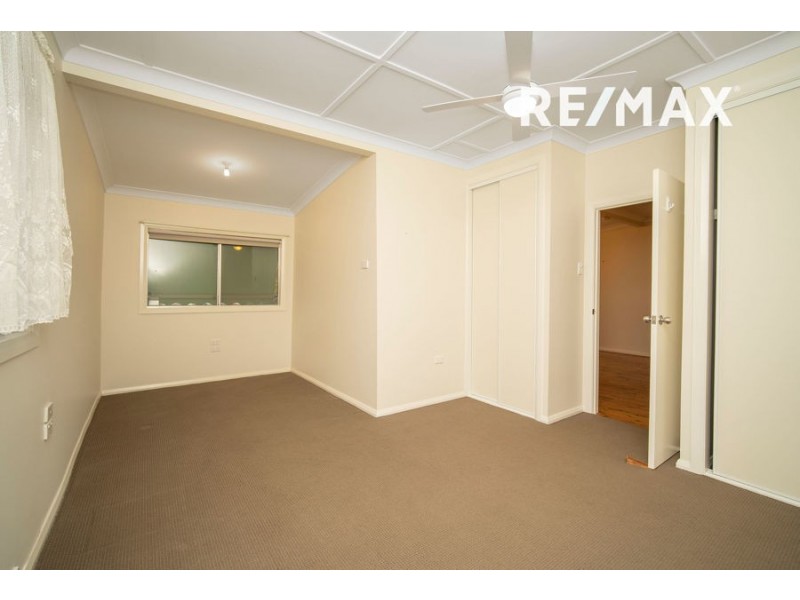 20 Elizabeth Street, North Wagga Wagga NSW 2650