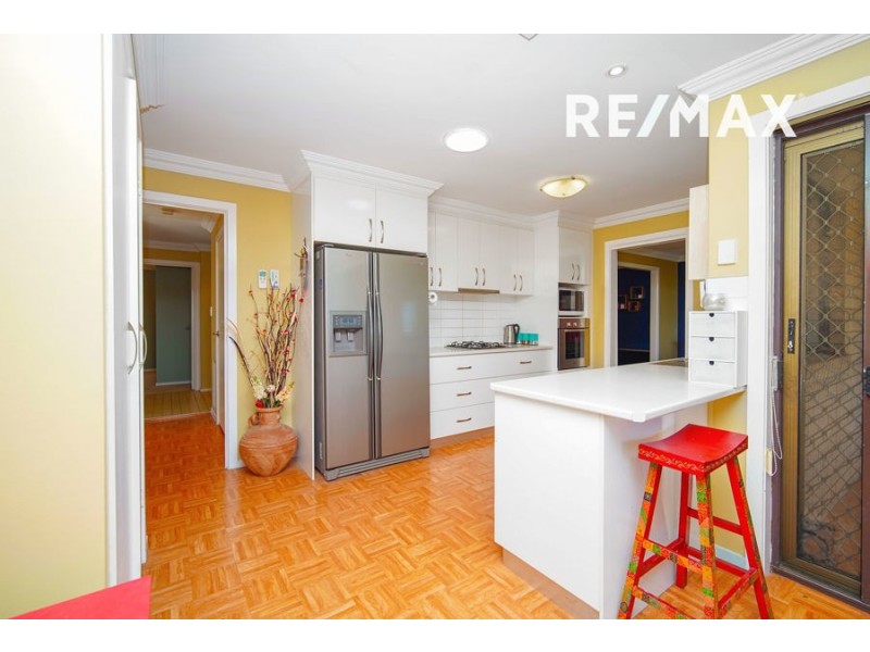 4 Lincoln Avenue, Tolland NSW 2650