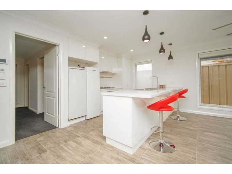 19 Goonawarra Street, Gobbagombalin NSW 2650