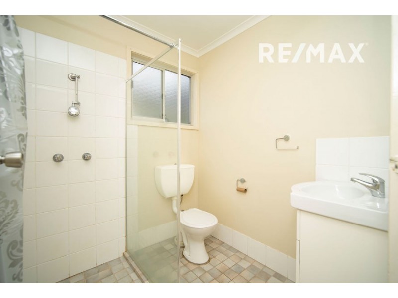 26 Warrawong Street, Kooringal NSW 2650