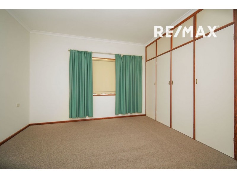 15 Banks Avenue, Kooringal NSW 2650