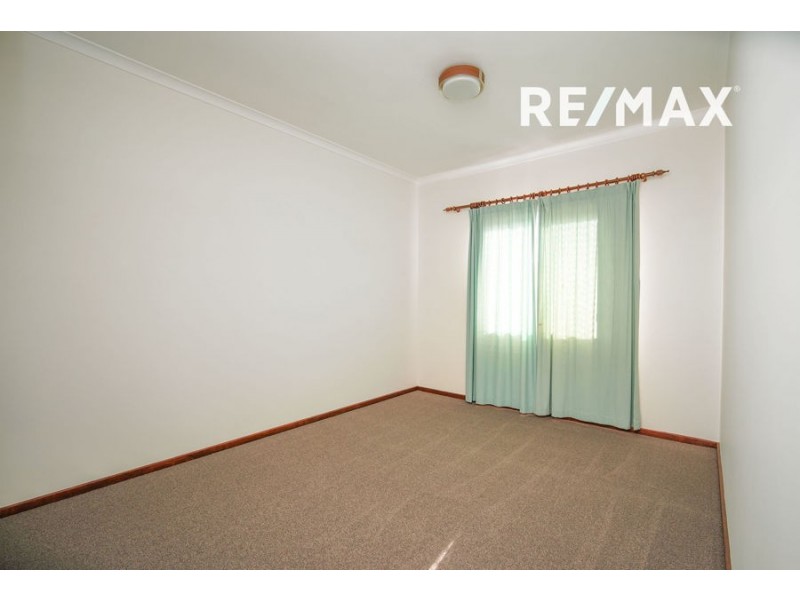 15 Banks Avenue, Kooringal NSW 2650