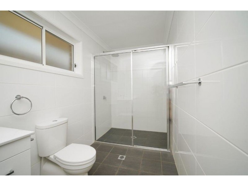 22 Ross Parkway, Gobbagombalin NSW 2650