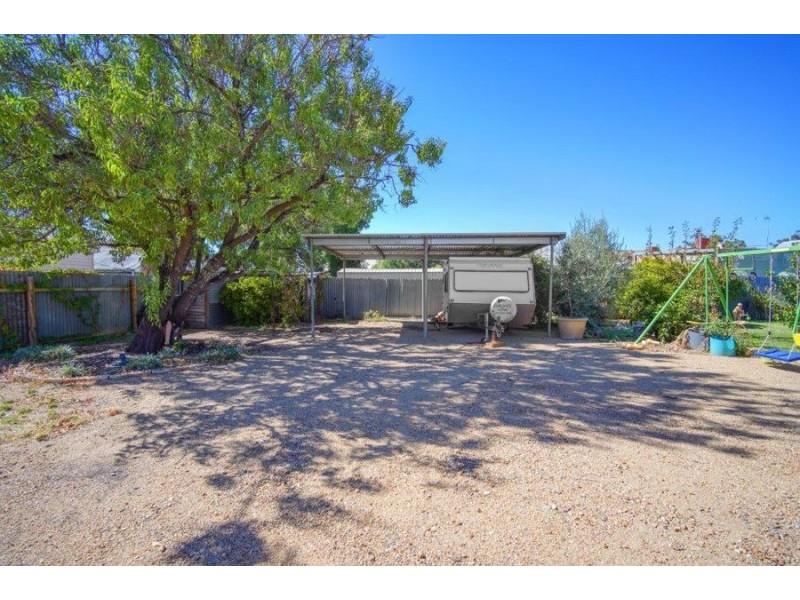 67 Hebden Street, Lockhart NSW 2656