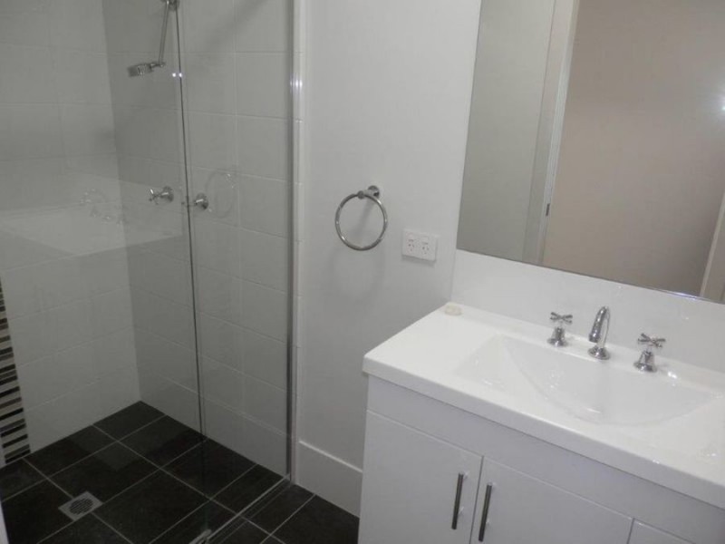 3a Batlow Way, Gobbagombalin NSW 2650