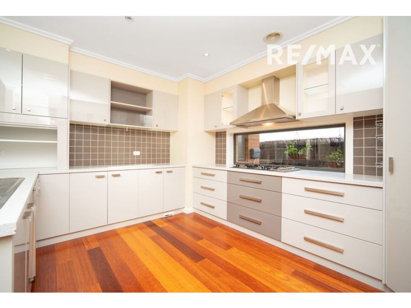 22 Bogong Crescent, Tatton NSW 2650