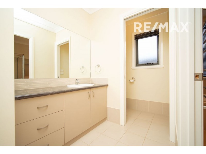 22 Bogong Crescent, Tatton NSW 2650