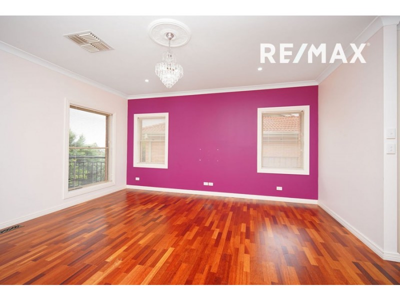 63 Brooklyn Drive, Bourkelands NSW 2650