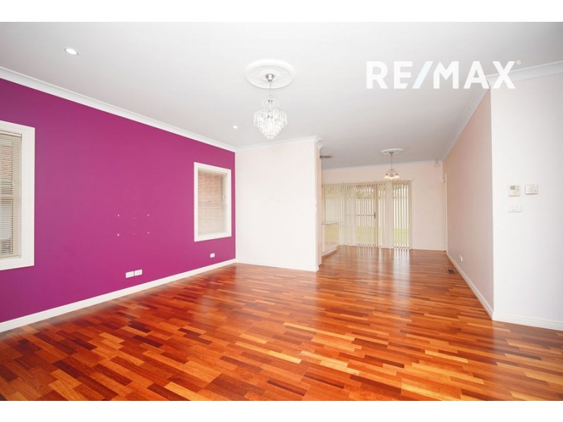 63 Brooklyn Drive, Bourkelands NSW 2650