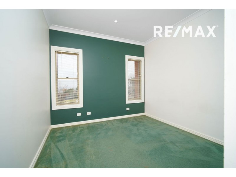 63 Brooklyn Drive, Bourkelands NSW 2650