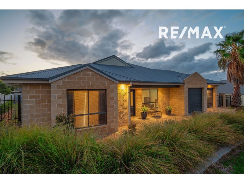 6 Yanko Crescent, Bourkelands NSW 2650