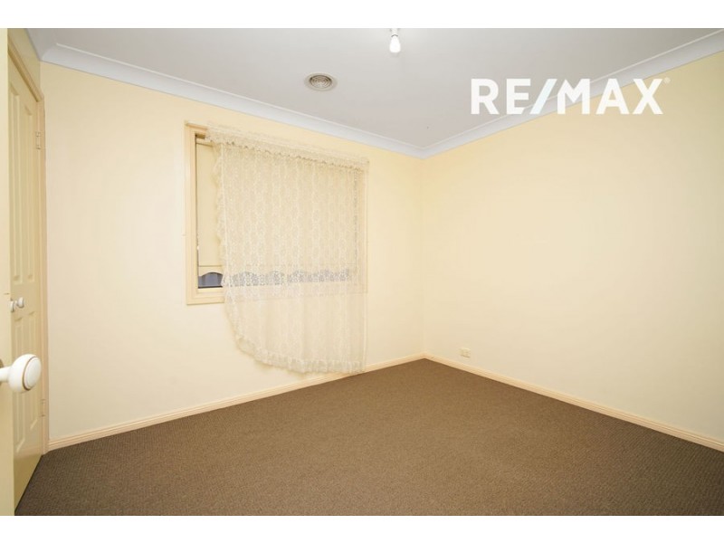 15 Kimberley Drive, Tatton NSW 2650