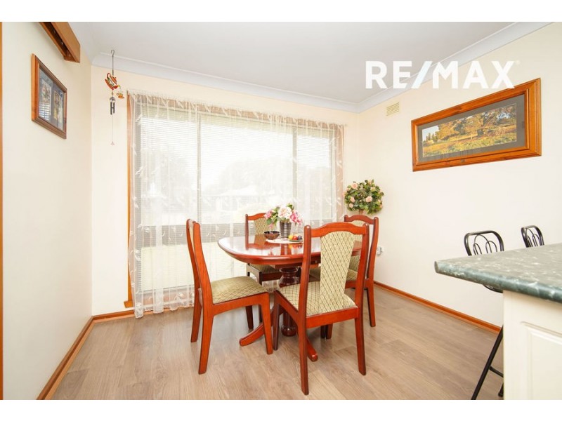 4 Awaba Avenue, Tolland NSW 2650