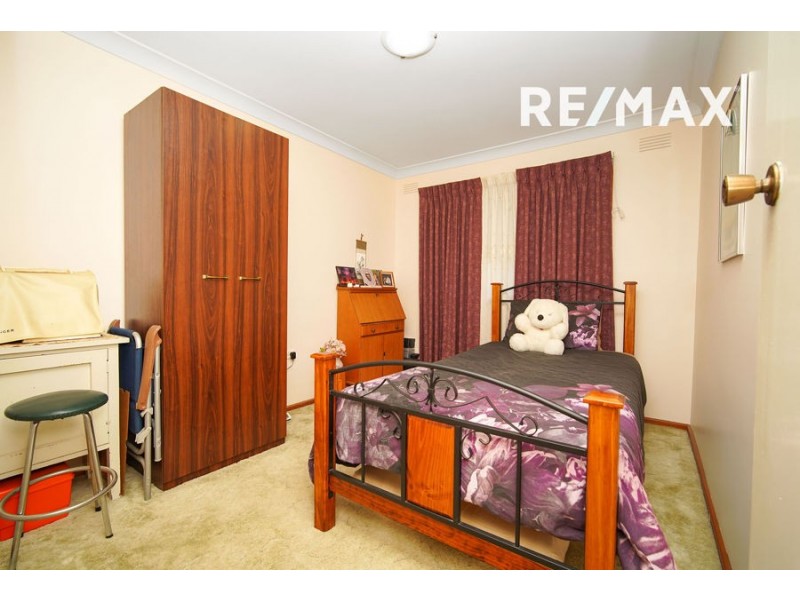 4 Awaba Avenue, Tolland NSW 2650