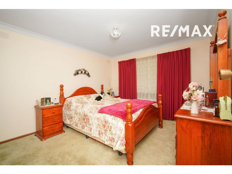 4 Awaba Avenue, Tolland NSW 2650