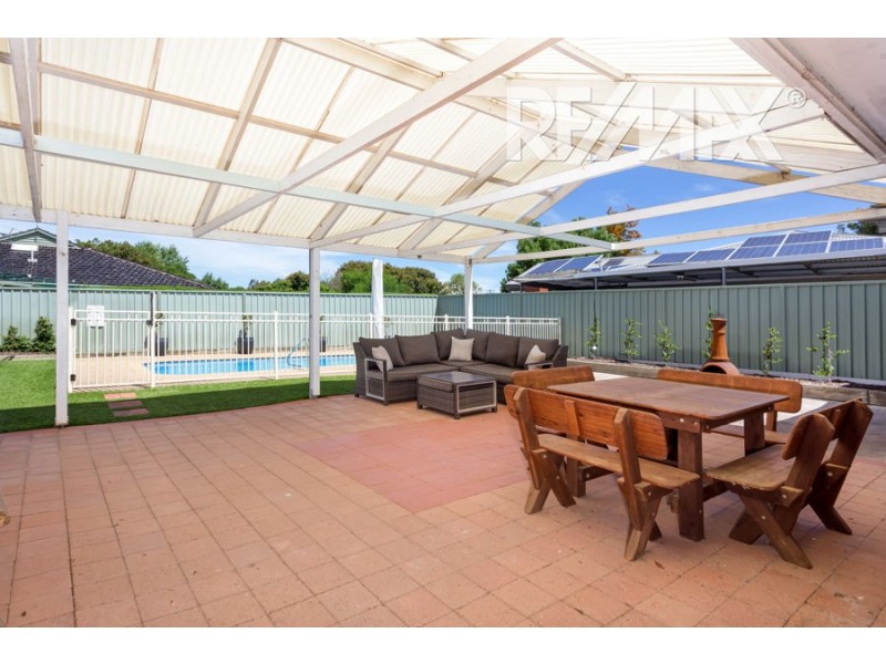 2 Balmoral Crescent, Lake Albert NSW 2650