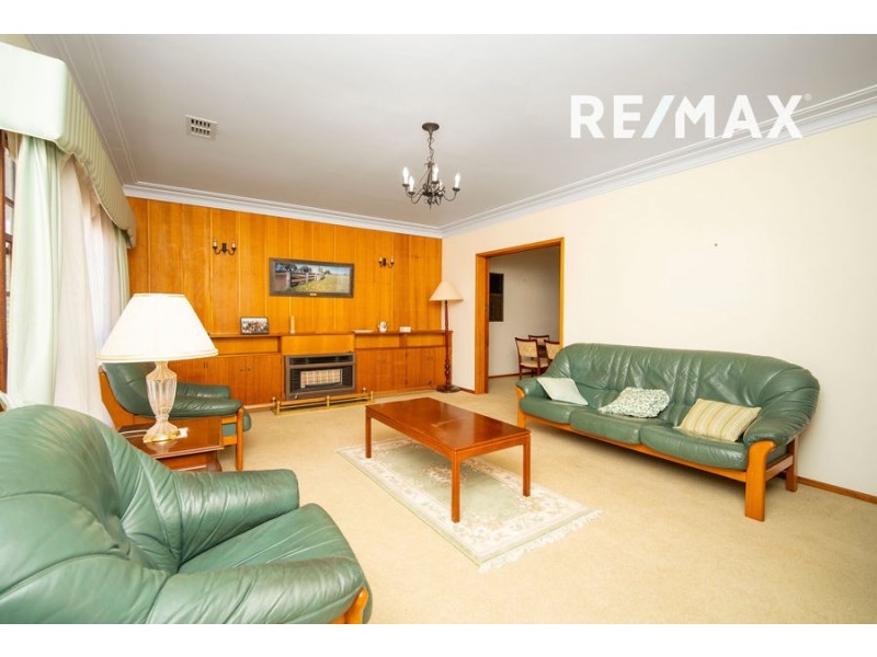 78 Meadow Street, Kooringal NSW 2650